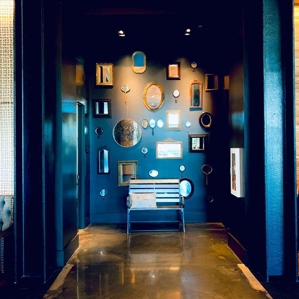 The George, By Valencia Hotel Collection College Station Interior photo