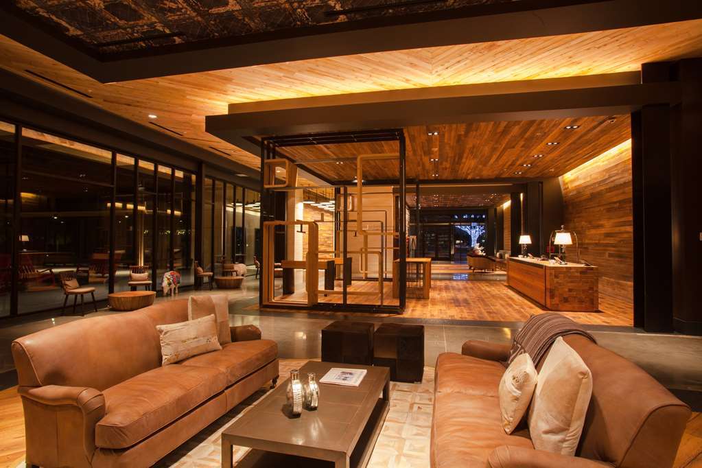 The George, By Valencia Hotel Collection College Station Interior photo